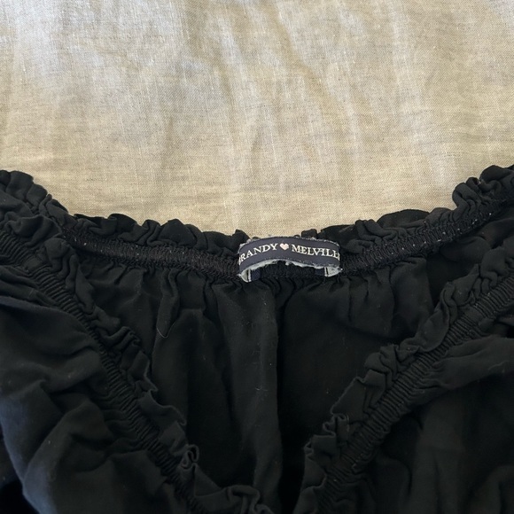 Brandy Melville off the shoulder top bundle - Picture 7 of 8